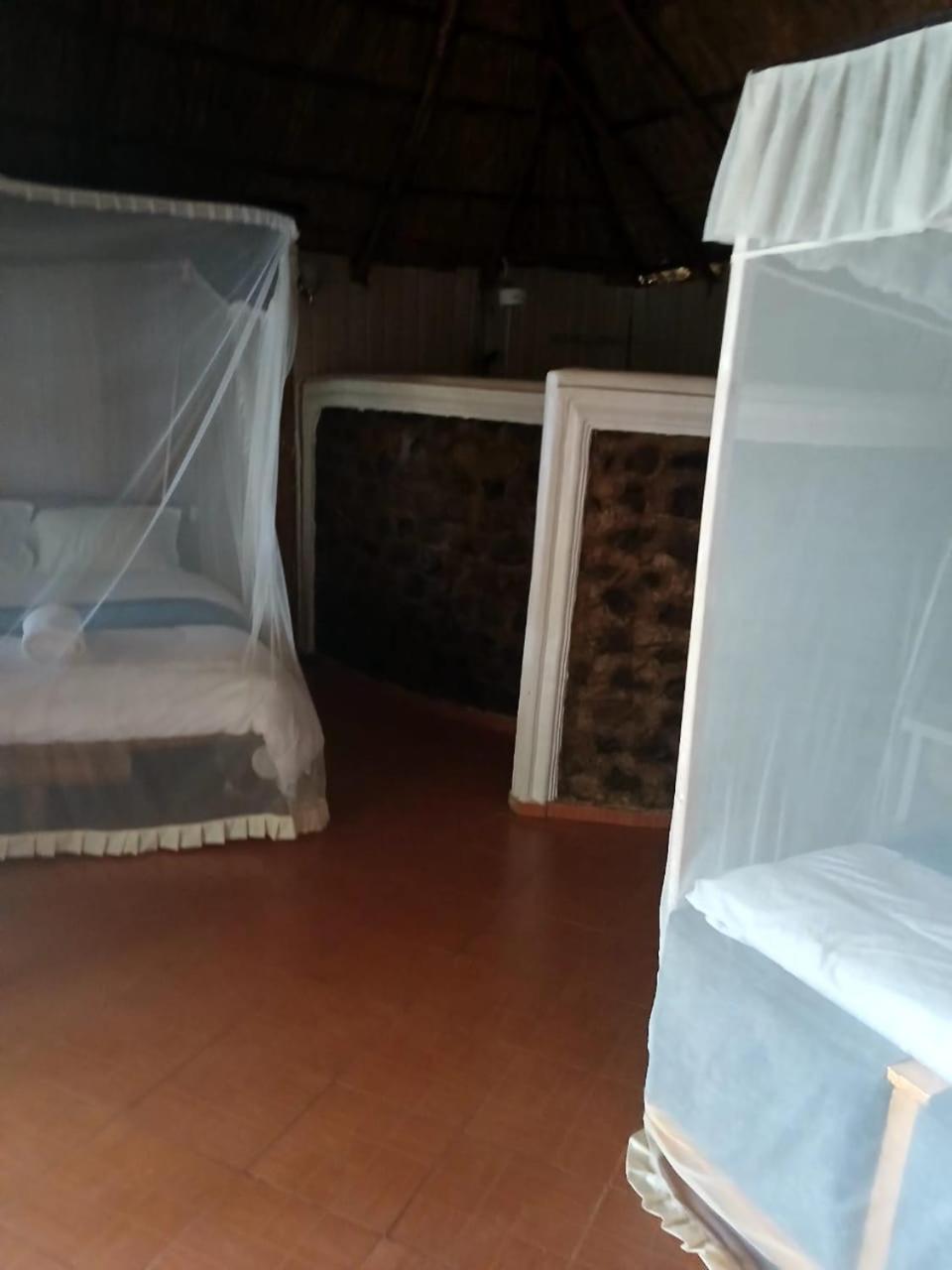 Ches Bay Resort Nangina Exterior photo
